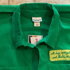 Brand new with tags never been worn paid $50 with taxes asking $40 make an offer